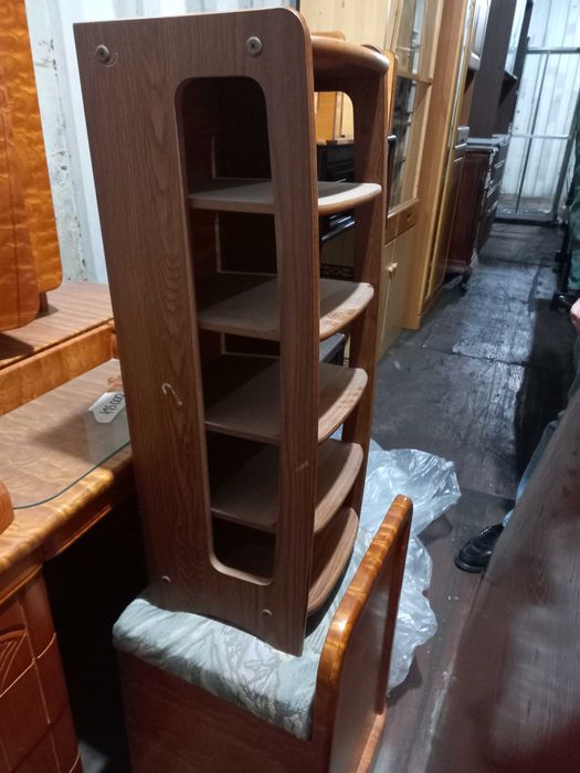 Минималистичная японская полка прямиком из Японии