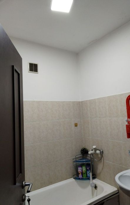 Срочна сотилади 7а 3. 2. 7. 60м²