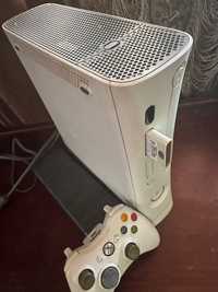 Xbox 360 Arcade. Привозили в 2010 году из Китая. Оригинал, не прошитый