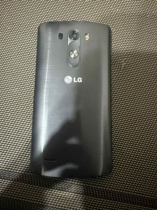 Vând LG G3  liber de rețea