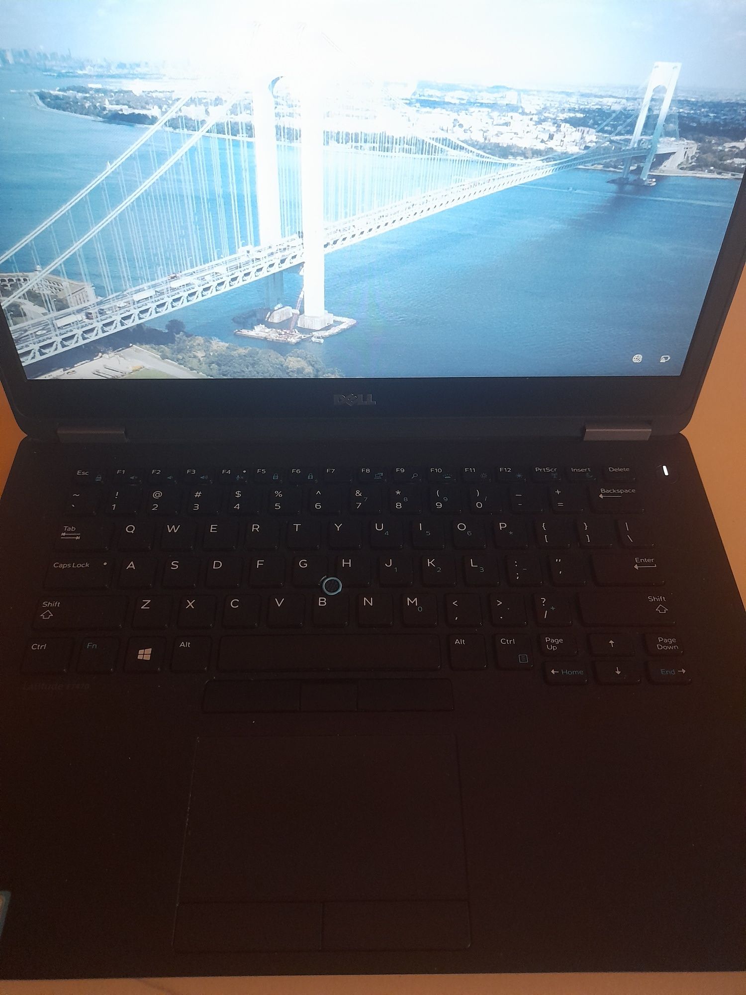 DELL noutbuk holati ideal Protsessor Intel core  I-7