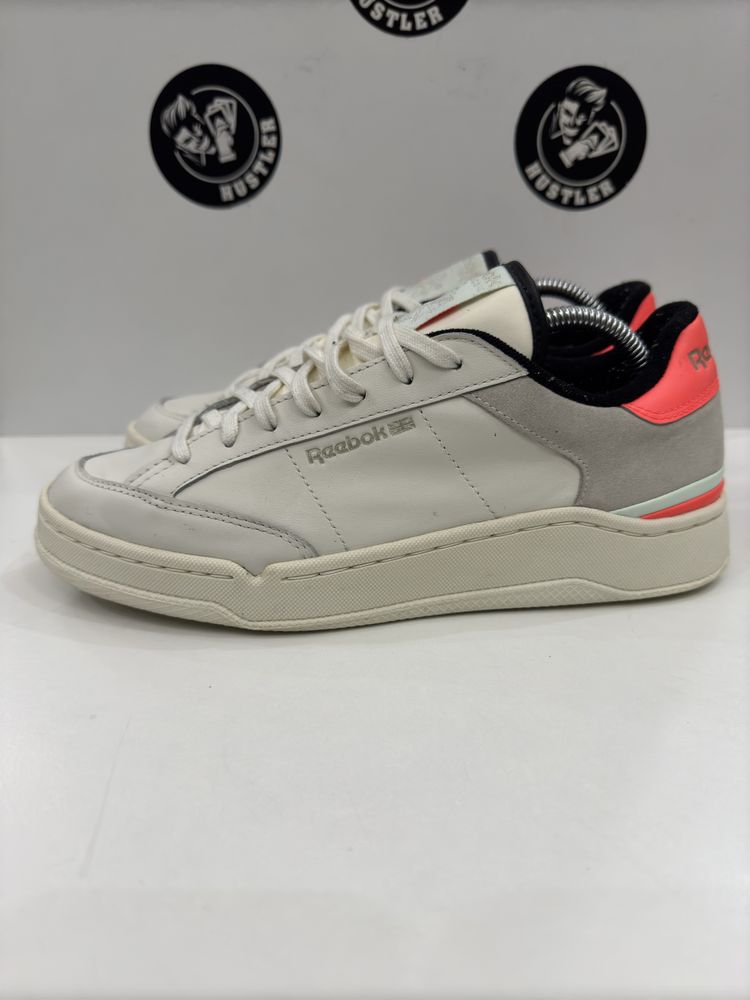 Маратонки REEBOK .Номер 40