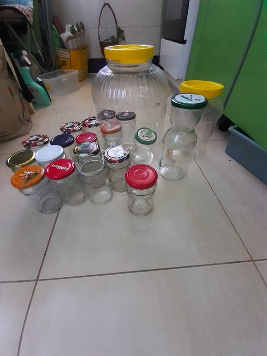 Borcane  de 400 ml si borcane din plastic de 8l si 3l
