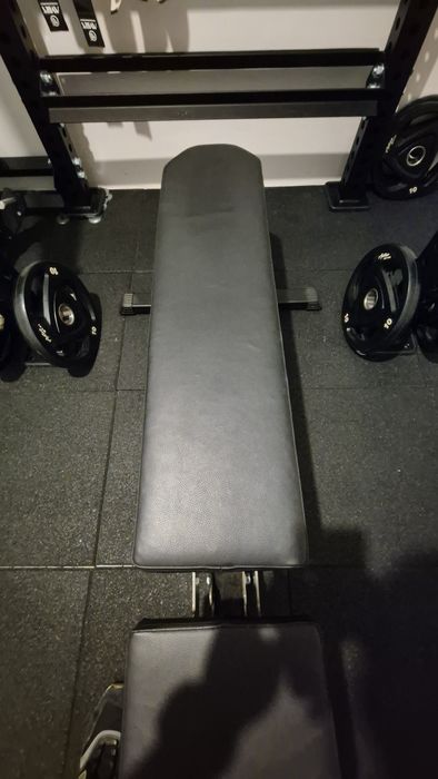 Titan Fitness bench