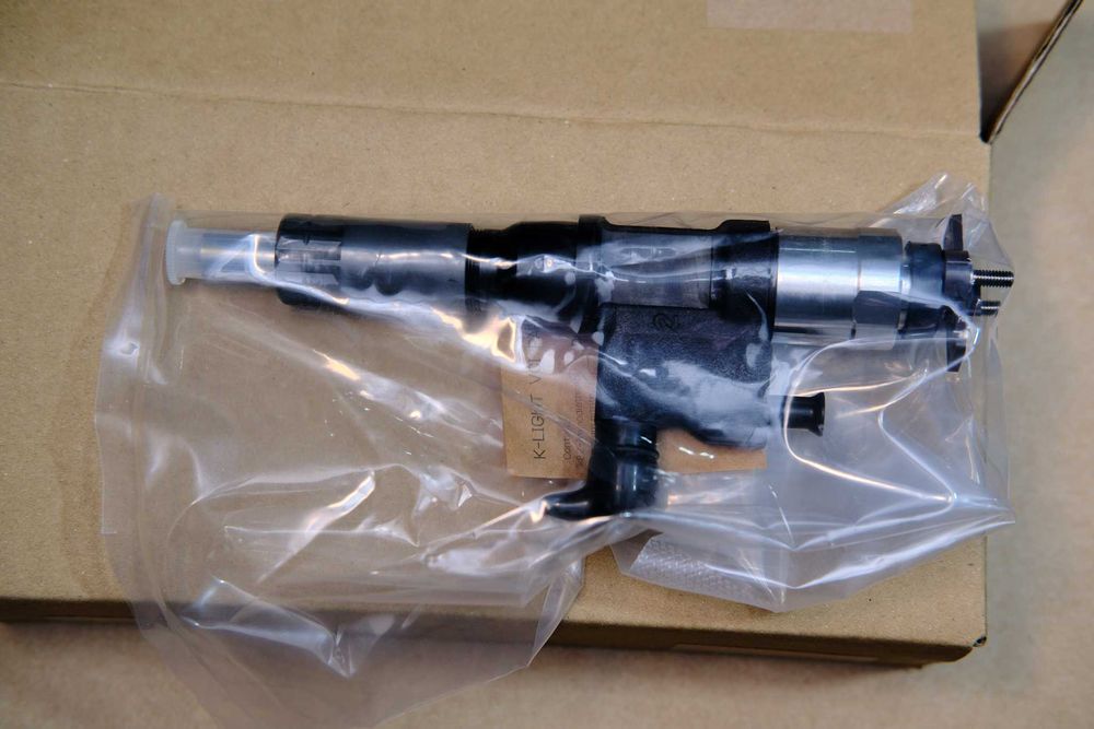Injector Isuzu OE 8982806971