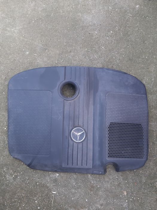 Capac motor 2.2 OM651 w204 w212 c class e class