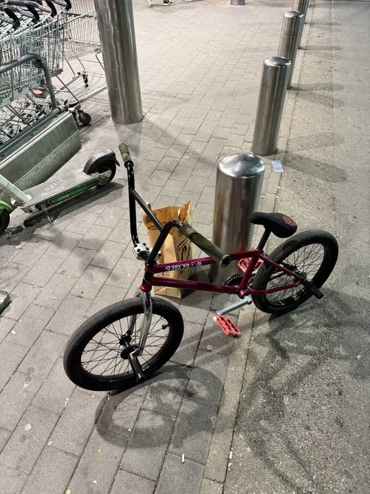 Vand bmx custom cult