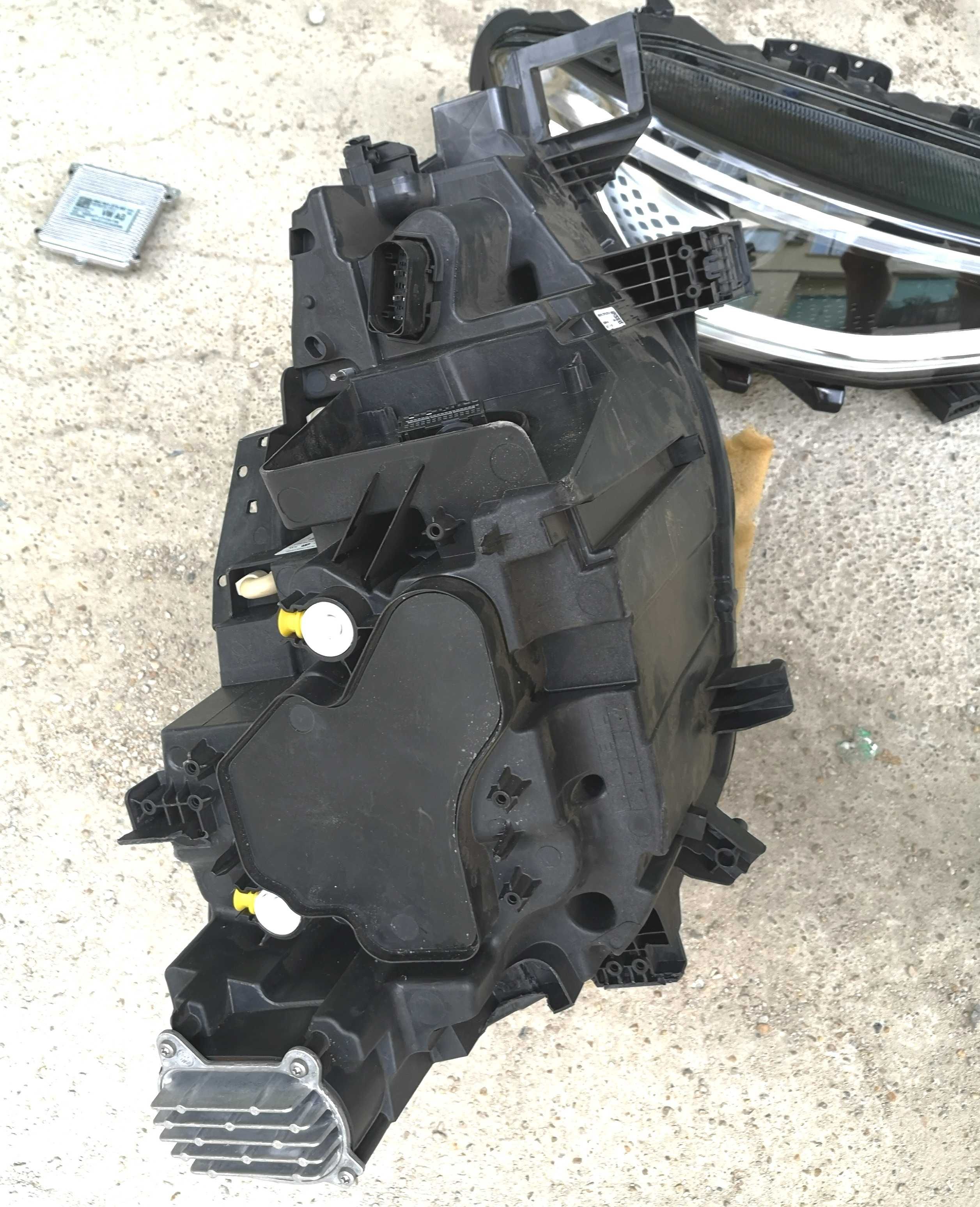 Оригинални фарове Vw ID4 Full Led Matrix