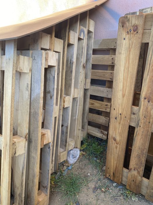 Поддон сатылады 800 тг шт