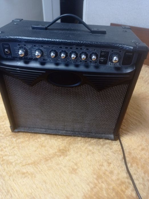 Улвсиател peavey vypyar 30watts