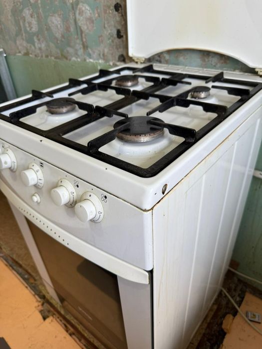 Продается газовая плита