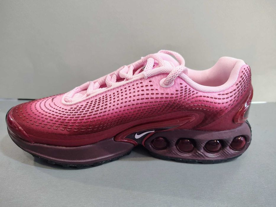 Nike Air Max N36/22,5sm.Дамски маратонки.Нови.Оригинал.
