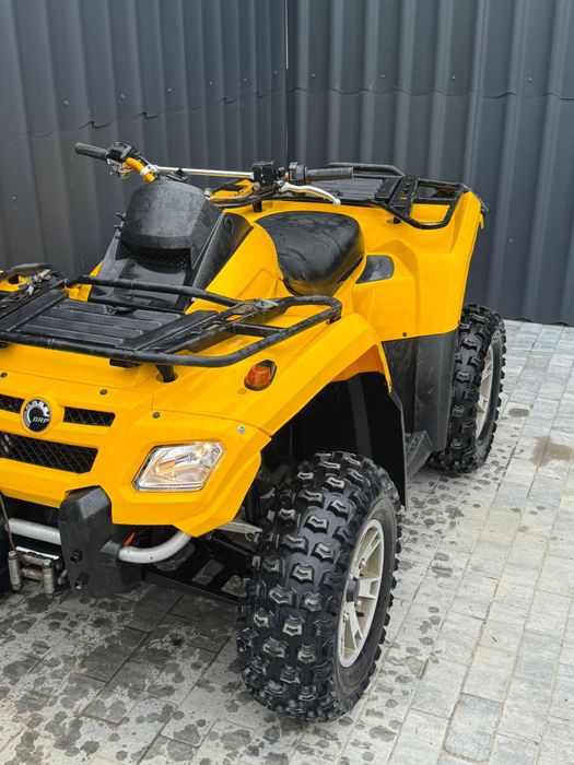 Can-am Outlander 800R (nu polaris , cf moto )