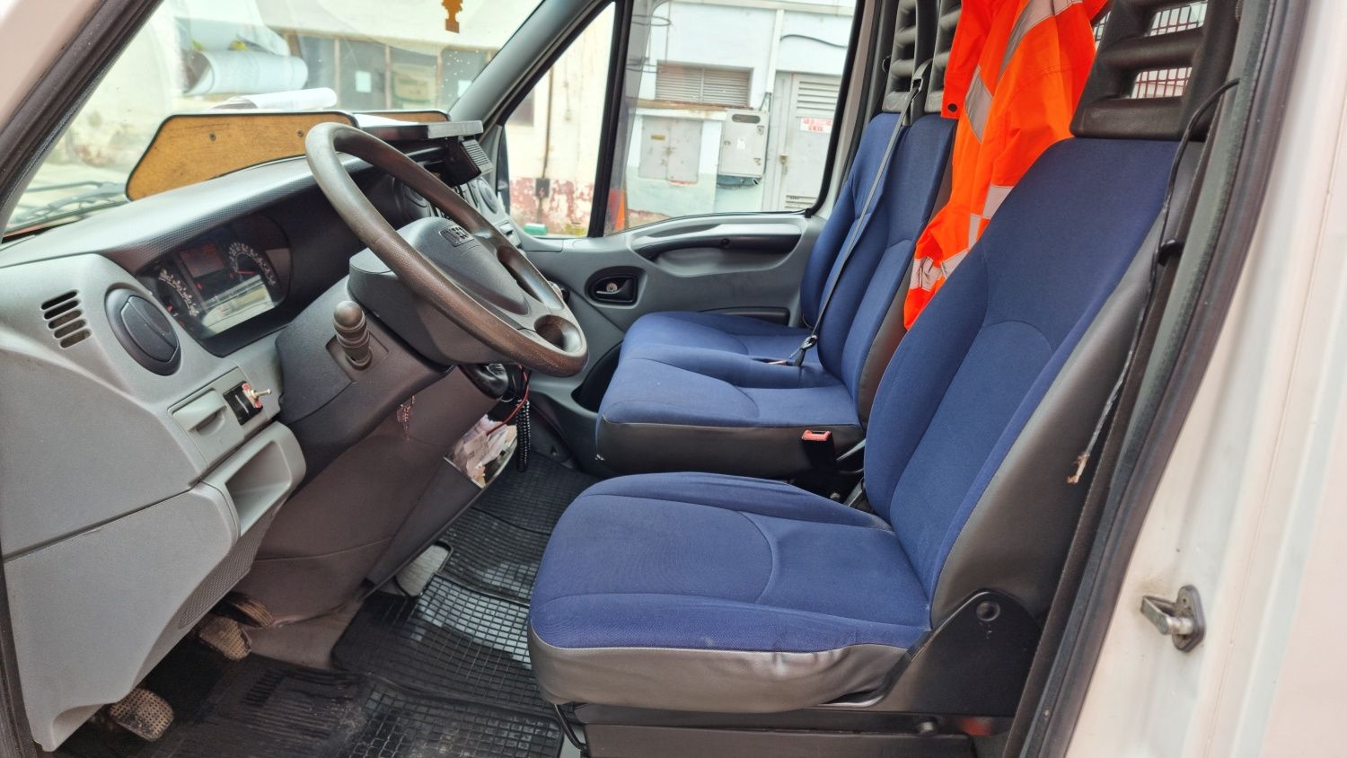 IVECO DAILY Basculabil 2.3 an 2008