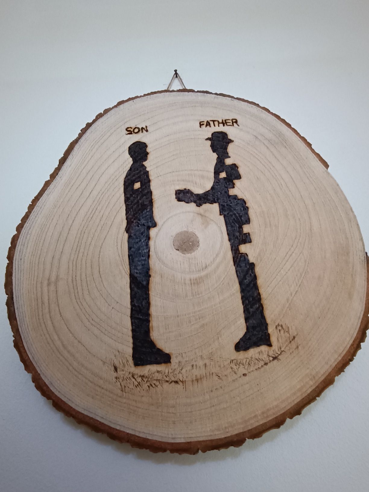 Placă de lemn pirogravată