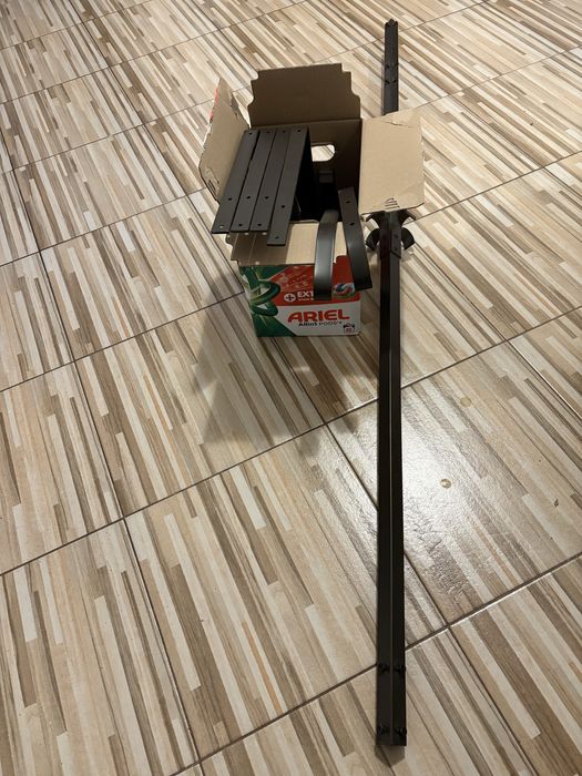 Cuier metal Ikea Portis