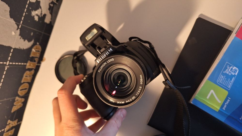Camera fujifilm finepix hs10