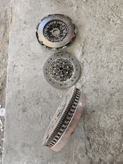 Kit Ambreiaj Placa Disc Volanta Renault Laguna 2 Renault Megane Renaul