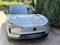 Volvo EX30 Volvo EX30 Ultra Twin Motor AWD • 428CP • Full Option • An 2024