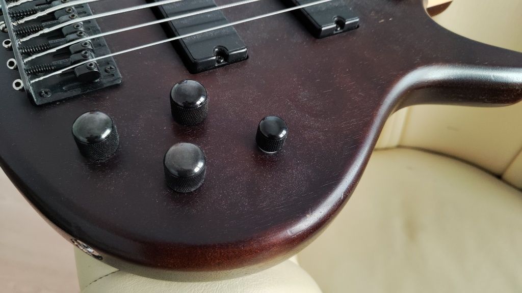 Chitară bass 5 corzi Ibanez GSR205B