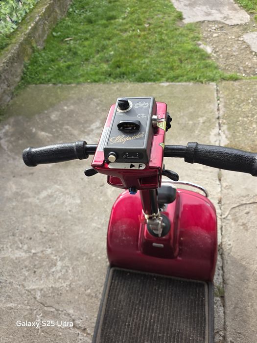 Scuter pentru persoane cu dizabilități