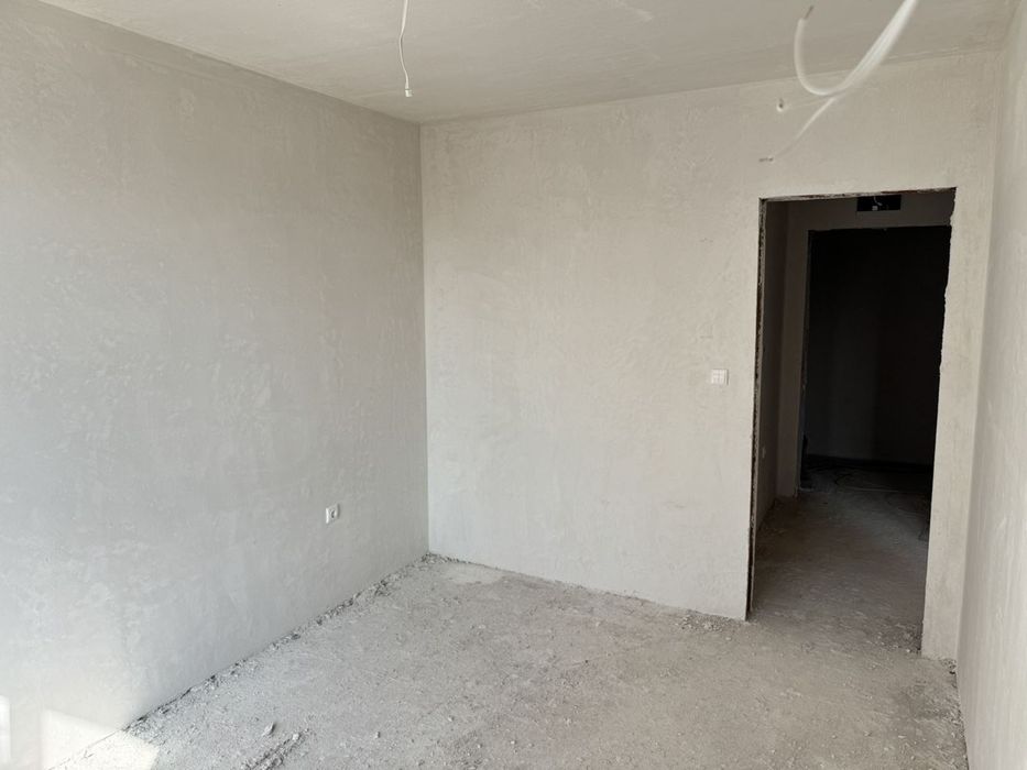 Двустаен  с  гараж