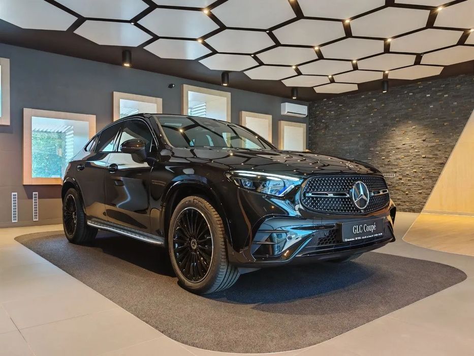 Mercedes-Benz GLC Coupe GLC 300d Coupe / AMG Premium Plus