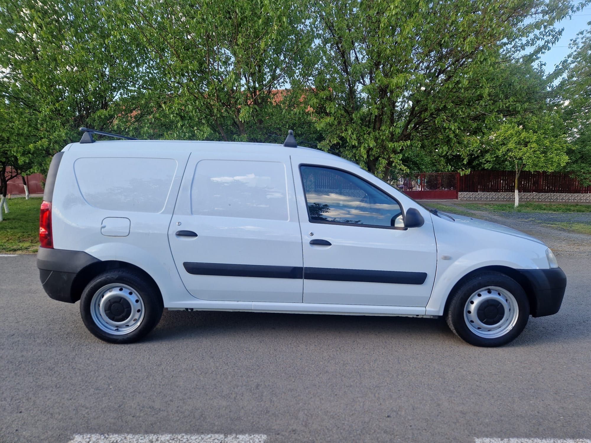 Dacia Logan Van Diesel 2011