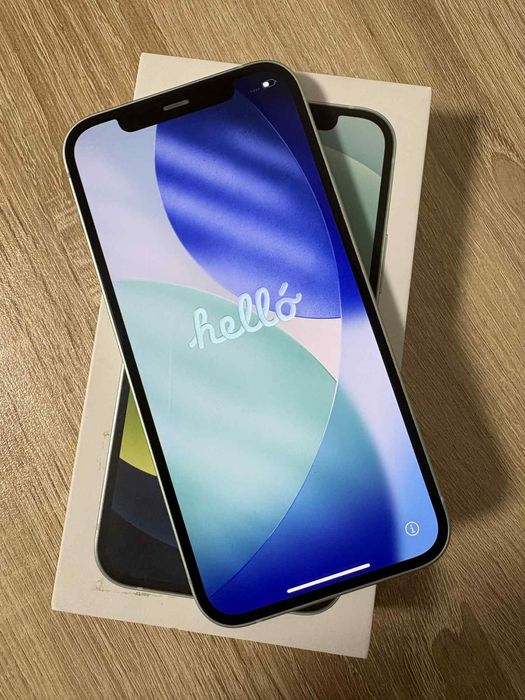 Телефон iPhone 12 64GB