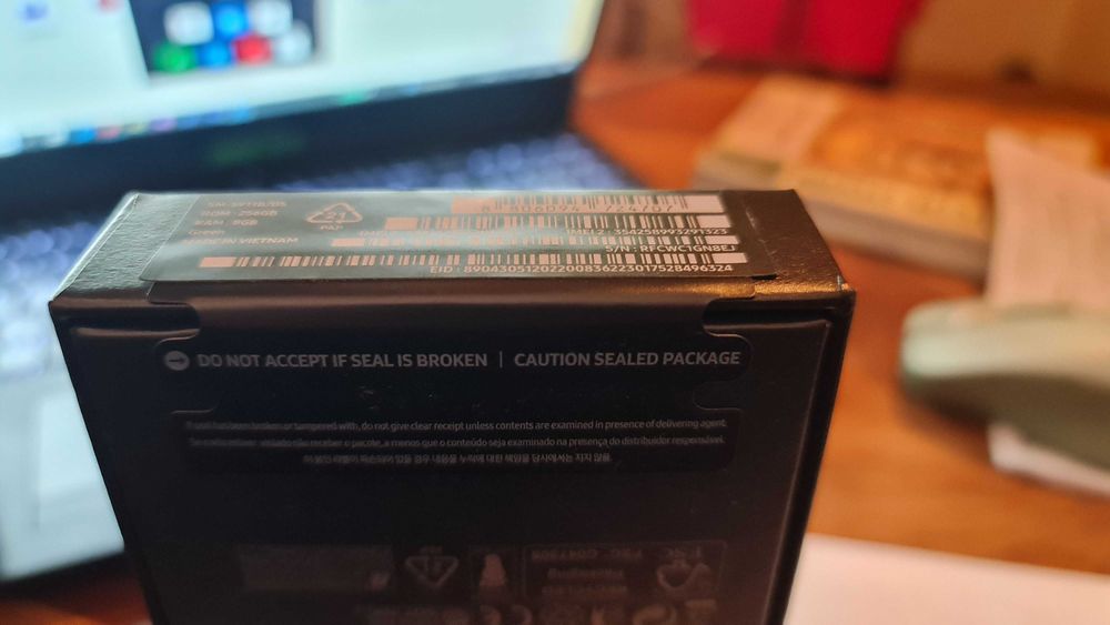 Samsung S23, 256GB, green. Model SM-S911B/DS. Sigilat.