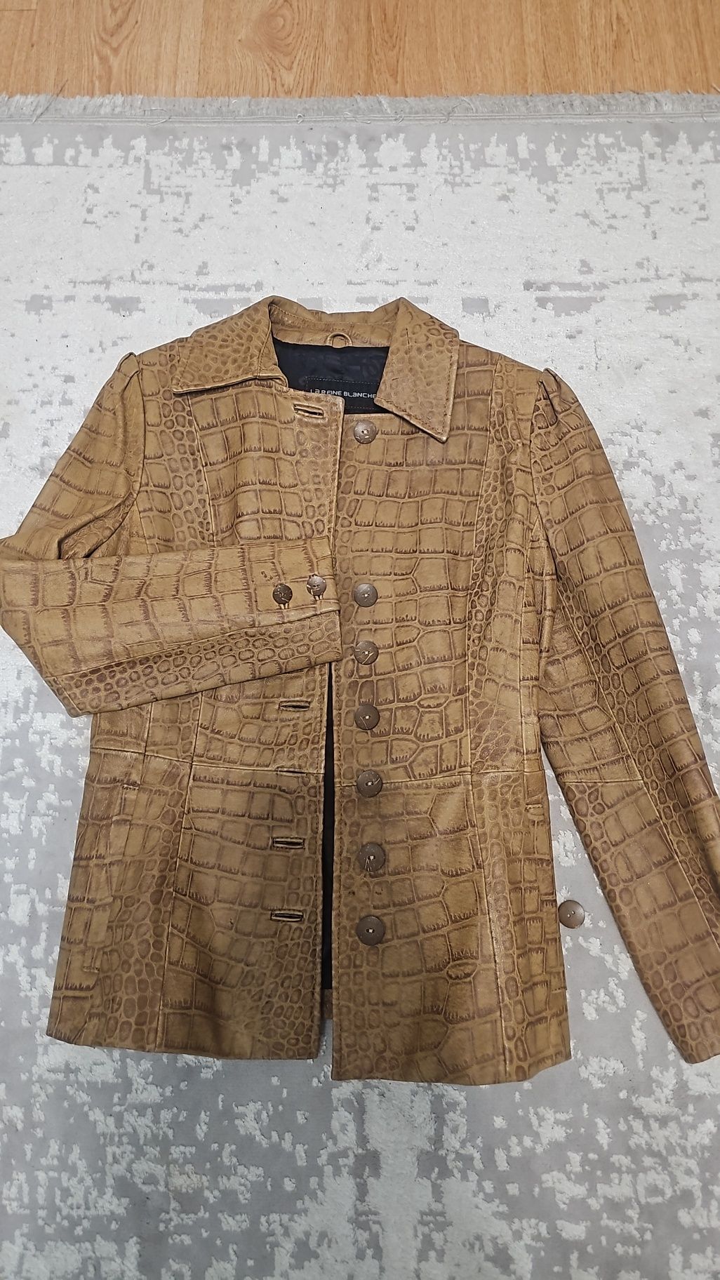Куртка-пиджак кожаная