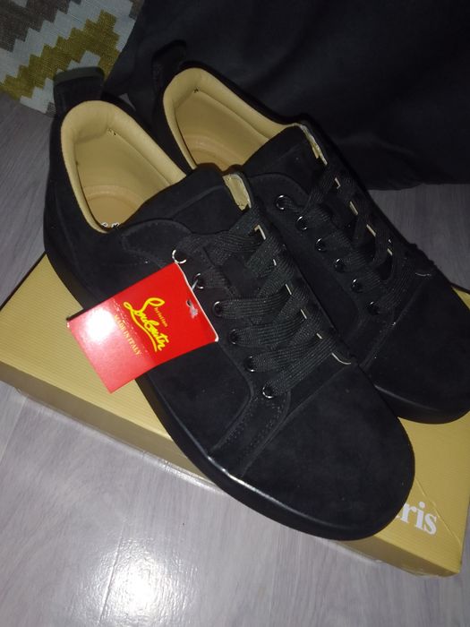 Лабутен 41 размер новый