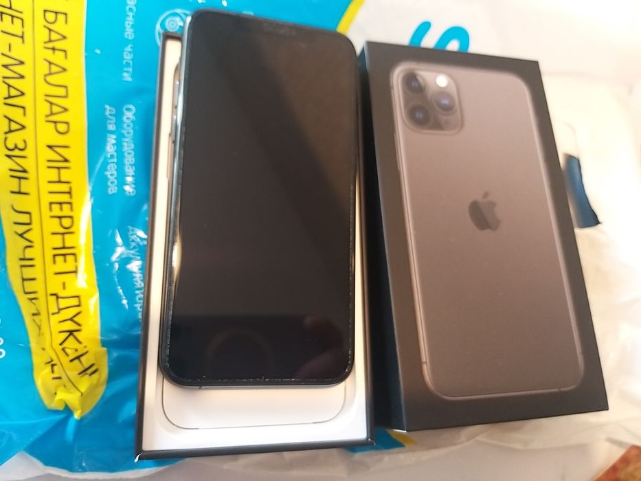 Продам iPhone 11pro