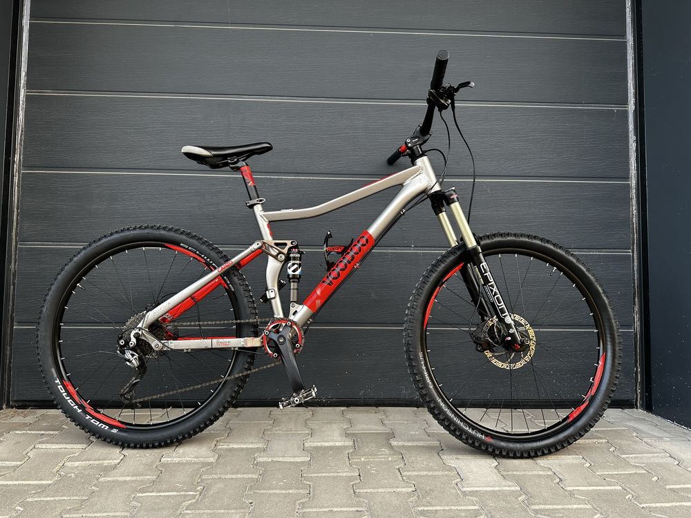 Велосипед / мекица Voodoo Canzo 27.5” M/L 1x9 Хидравлика