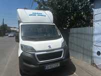 Peugeot Boxer Food truck utilat, gata de făcut bani