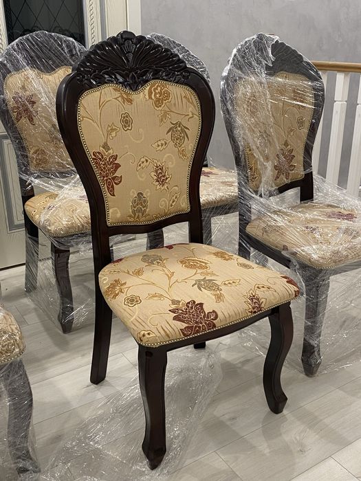 Стулья из дерева классика