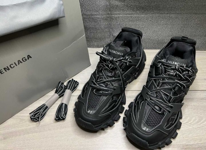 Balenciaga track negri (negociabil)