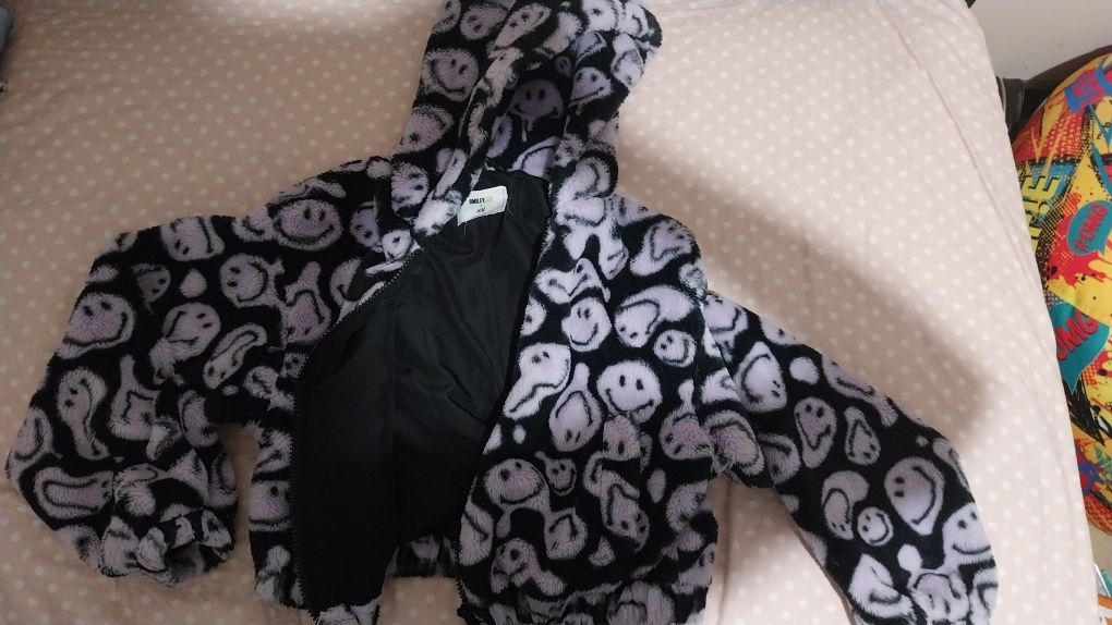 H&M плюшено яке от серията Smile