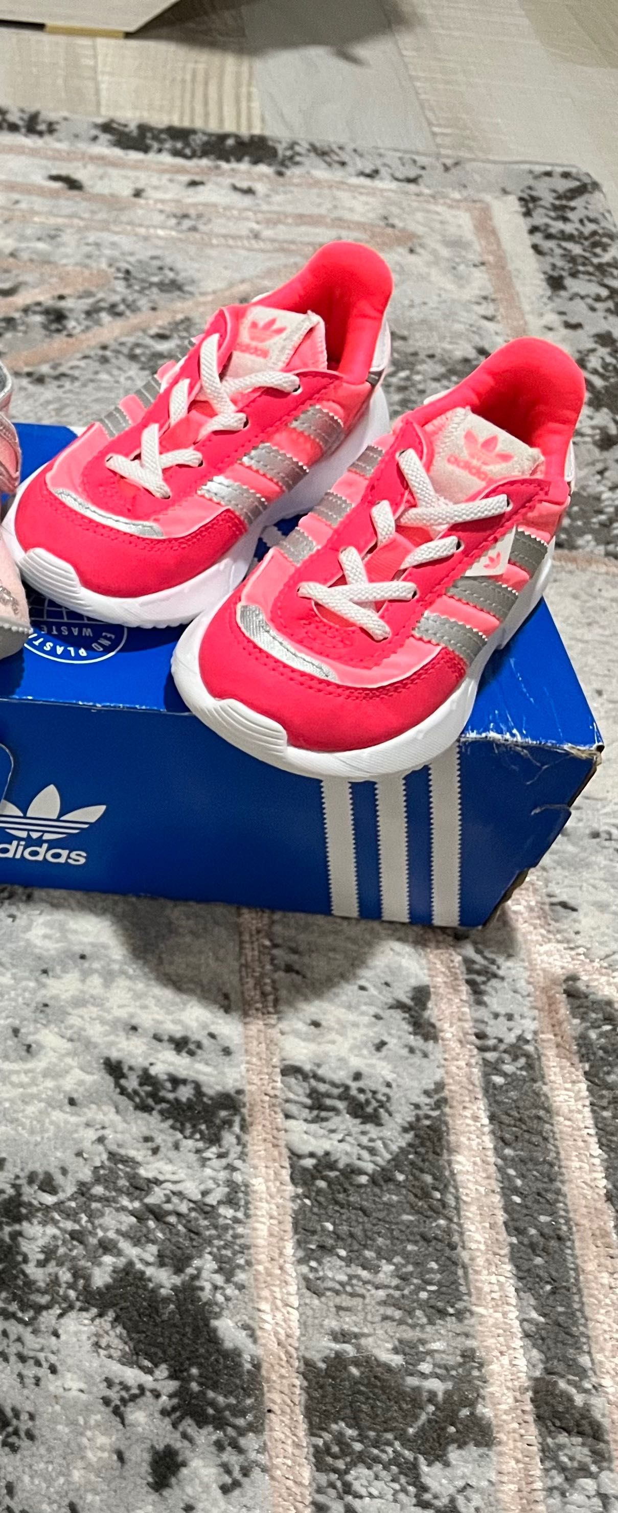 Детски маратонки adidas, reebok