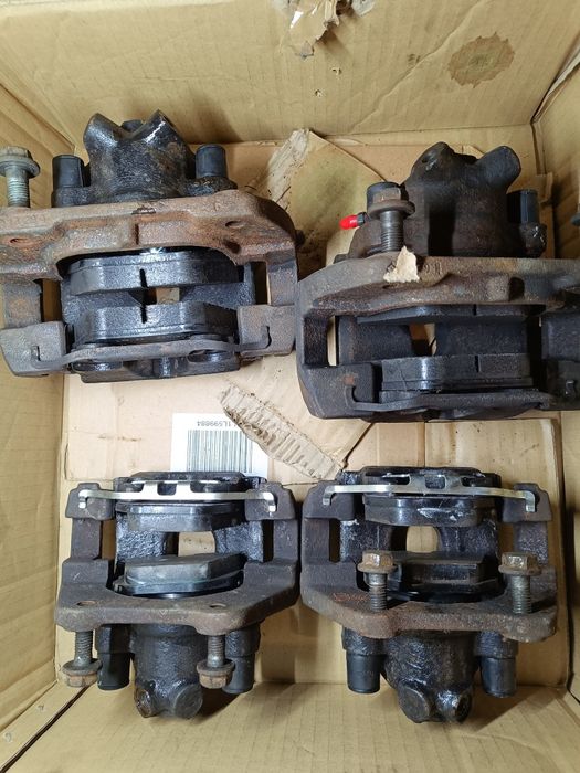 Kit Frână/ ETRIER/ DISCURI BMW E46 330