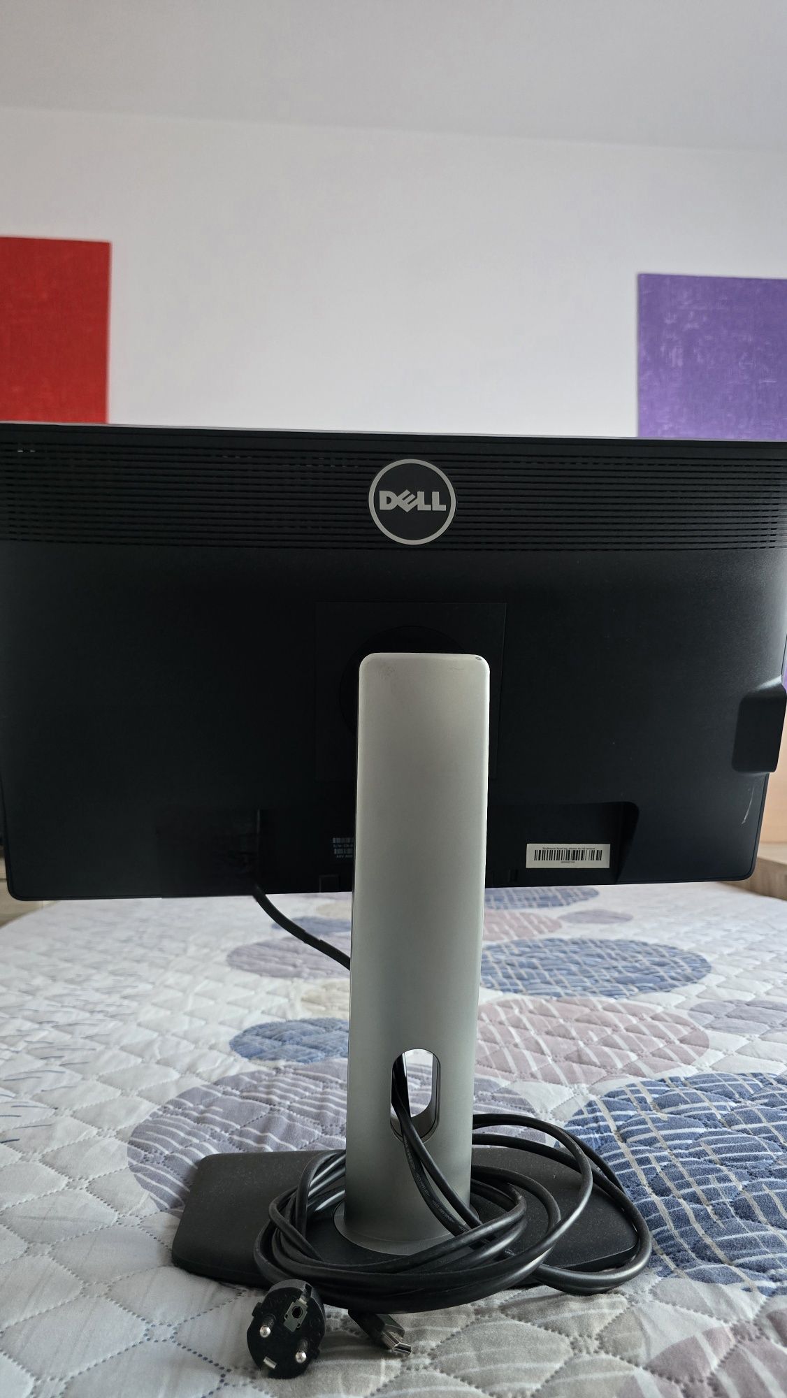 Монитор Dell 23"