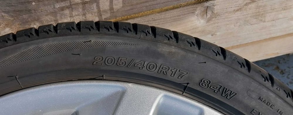 Джанти с гуми 17" Skoda Fabia