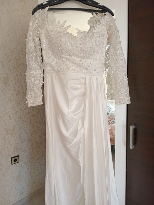 Булчинска рокля с венче