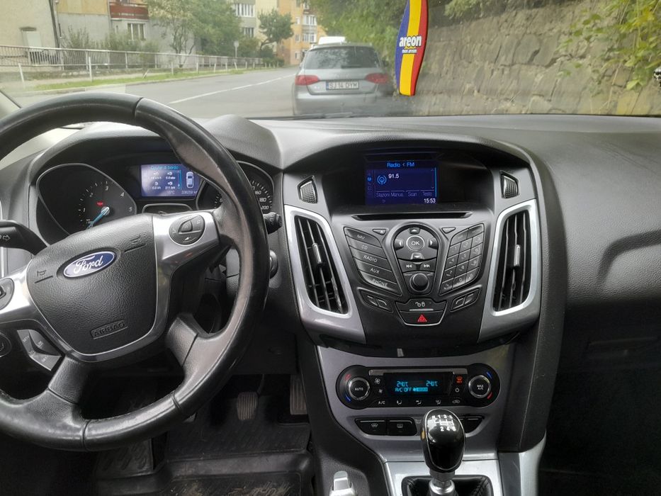 Vând Ford focus 2012