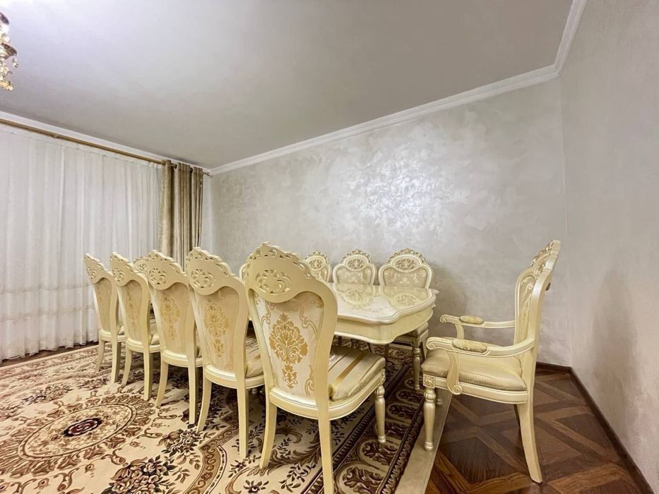 Шохмедцентр, Госпитальный, Банковский дом(200кв.)