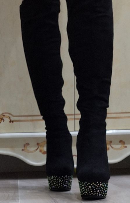 Продаются зимние сапоги