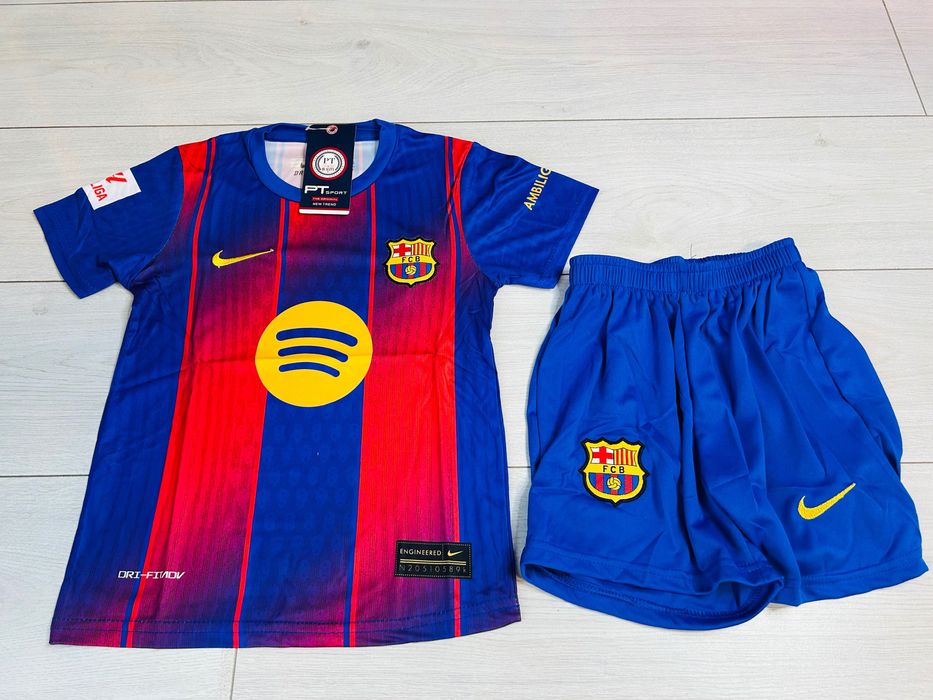 Compleu copii Barcelona raphinha 11 sezon 25/26