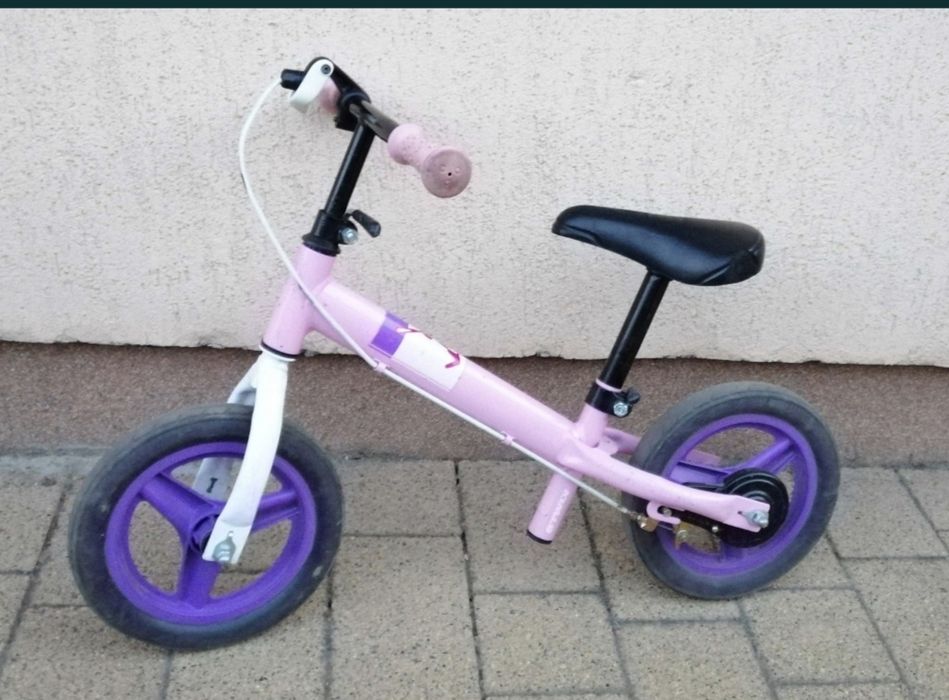 Bicicleta fara pedale pt copil 2-4 ani