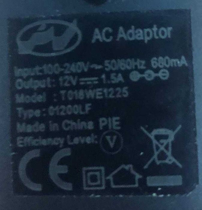 Adaptor AC, model T018WE1225, 12V, 1.5A