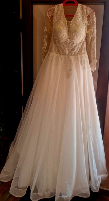 Vând rochie de mireasa noua